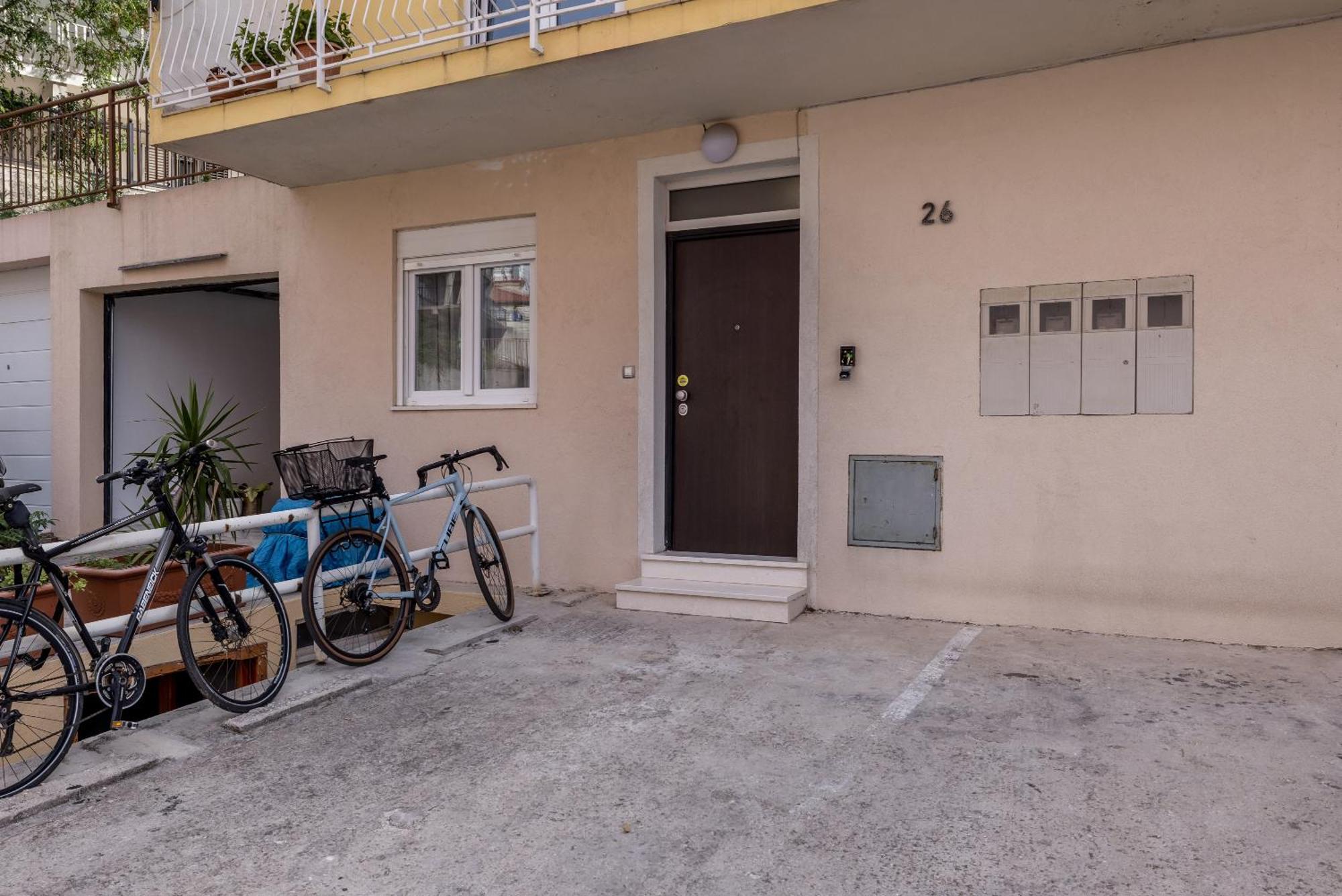 Luxury Leona Apartment Σπλιτ Εξωτερικό φωτογραφία